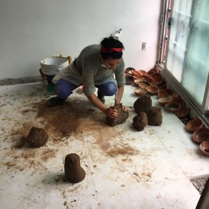 Una abnormalidad temporal: Itinerario de una alfarera